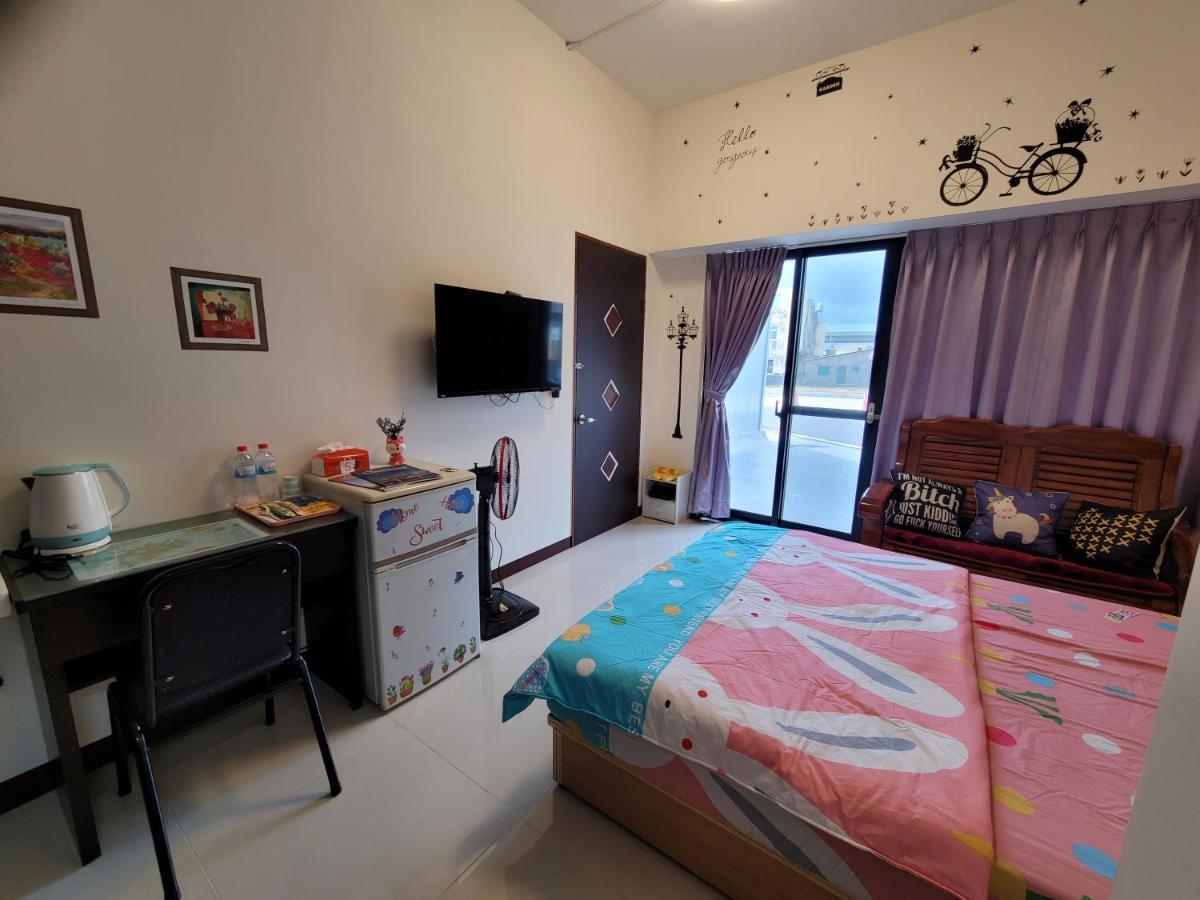 Gaomei 607 Homestay Qingshui Esterno foto